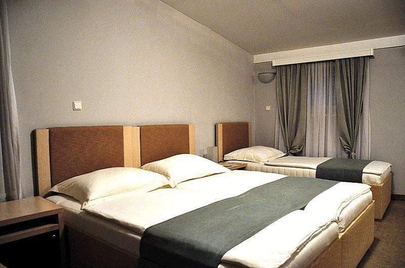 Hotel Snjezna Kuca - Nature Park Of Bosnia Herzegovina Padezina Habitación foto
